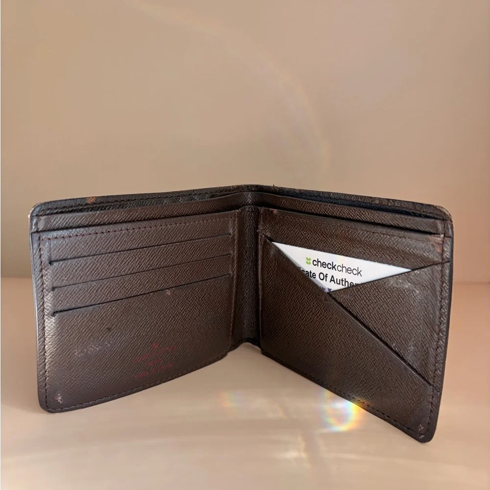 Louis Vuitton Damier Mens Wallet - Picture 2 of 5